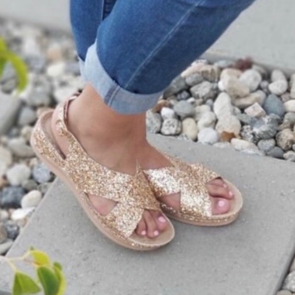 SUPER SALE! Gold glitter sandals - 1 pair left!